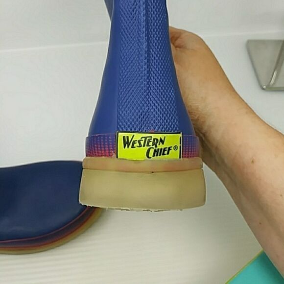 Fritz and Friends Waterproof LED Boots (A14) - Picture 4 of 5